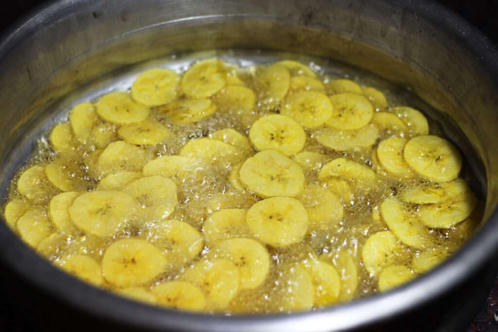 banana-chips-fried-in-pure-coconut-oil